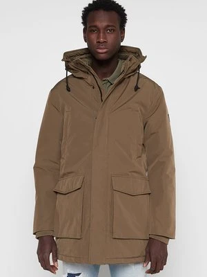 Parka Replay