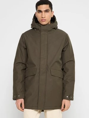 Parka Revolution