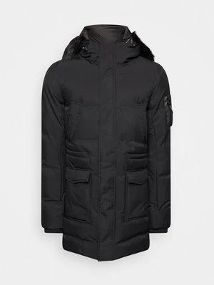 Parka Sixth June