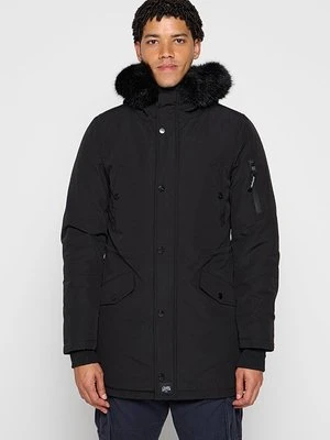Parka Sixth June