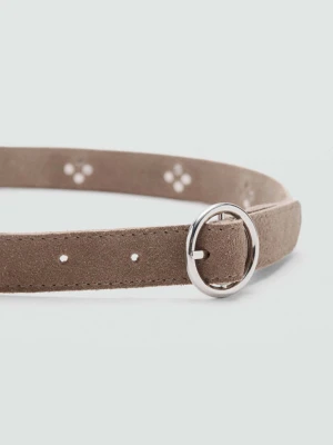 Pasek skórzany z ćwiekami piaskowy - Dzieci - - MANGO KIDS