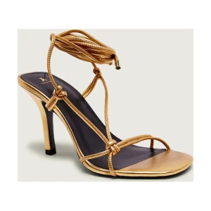 Patrizia Pepe Skórzane sandały na szpilce