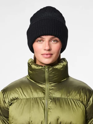 Pieces Czapka dzianinowa w kolorze czarnym rozmiar: onesize