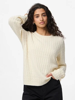 Pieces Sweter "Pcfia" w kolorze kremowym rozmiar: L