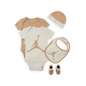 Pięcioczęściowy zestaw z body dla niemowląt Jordan 5-Piece Core Gift Set - Brązowy