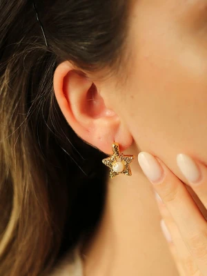 Pierres delicates Pozłacane kolczyki-wkrętki z perłami rozmiar: onesize