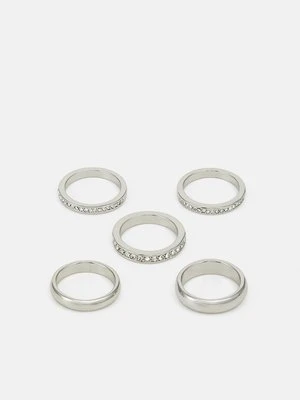 Pierścionek Anna Field