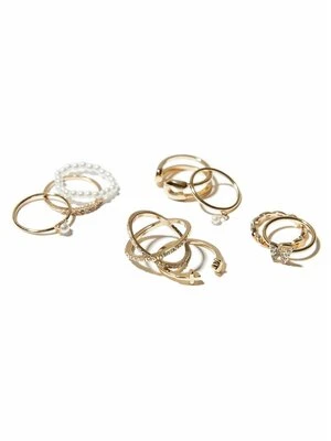 Pierścionek Bershka