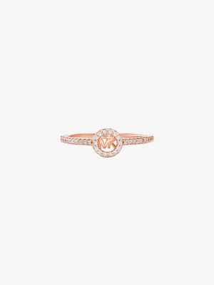 Pierścionek Fulton pokryty metalem szlachetnym ze zdobieniem z logo w stylu pavé Michael Kors ROSE GOLD (Różowozłoty)
