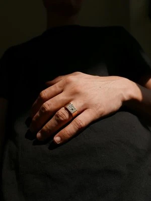 Pierścionek PATTARAPHAN