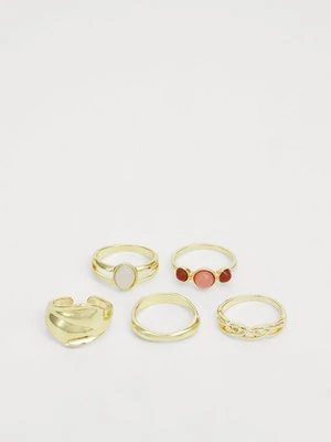 Pierścionek Pieces