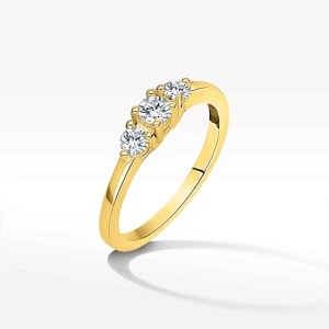 Pierścionek z trzema diamentami Filipowicz