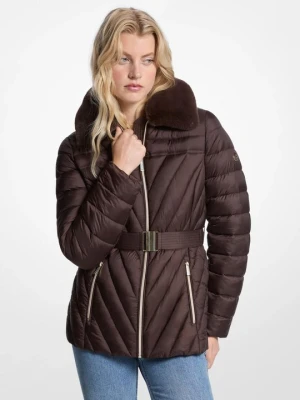 Pikowana kurtka nylonowa z kołnierzem ze sztucznego futra z workiem kompresyjnym Michael Kors CZEKOLADOWY (Brązowy)