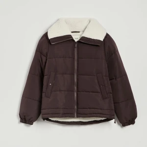 Pikowana kurtka z wywijanym kołnierzem sherpa brązowa House