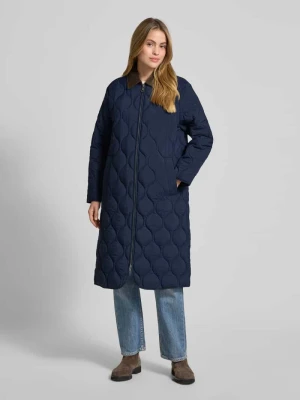 Pikowany płaszcz z dwukierunkowym zamkiem i kieszeniami wpuszczanymi Jake*s Casual