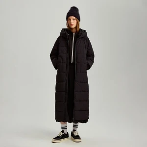 Zdjęcie produktu Pikowany płaszcz z kapturem czarny House