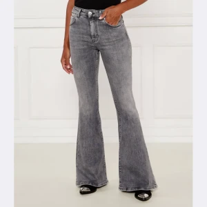 Pinko Jeansy | flare fit