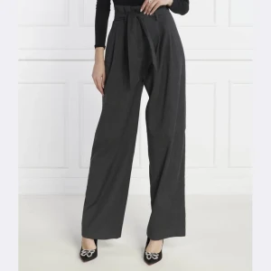 Pinko Wełniane spodnie | Loose fit