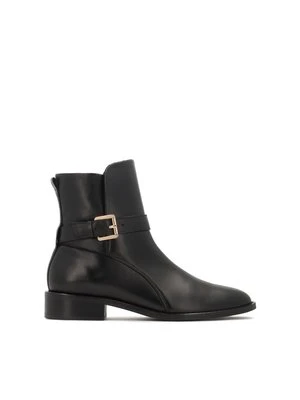 Płaskie skórzane botki z paskiem Kazar