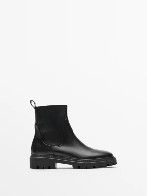 Płaskie Skórzane Botki Z Trekkingową Podeszwą - Czarny - Massimo Dutti - Female