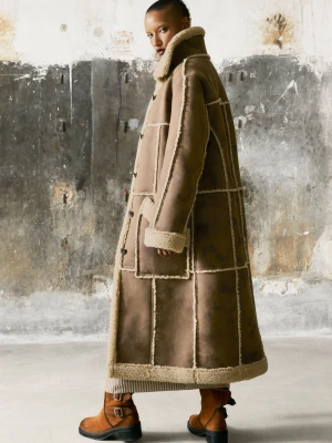 Płaszcz imitujący skórę Desigual