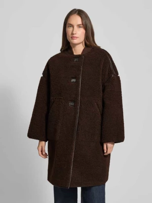 Płaszcz o kroju relaxed fit z futerka model ‘Millie’ Bash