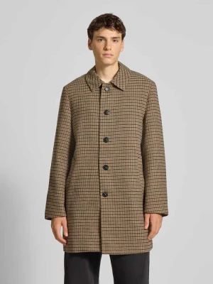 Płaszcz o kroju relaxed fit z wykładanym kołnierzem REVIEW