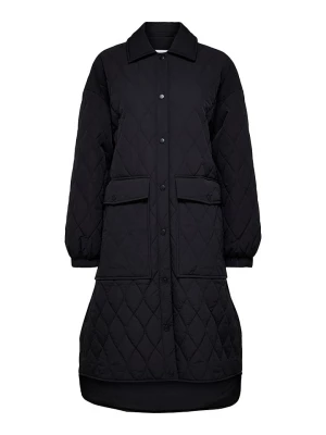 SELECTED FEMME Płaszcz pikowany "Mia" w kolorze czarnym rozmiar: 36