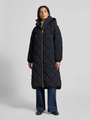 Płaszcz pikowany o kroju regular fit z lekkim efektem marszczenia model ‘KIRKTON’ Barbour
