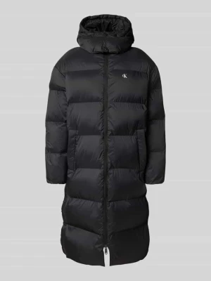 Płaszcz pikowany o kroju regular fit z nadrukiem z logo Calvin Klein Jeans