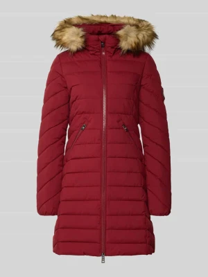 Płaszcz pikowany o kroju regular fit z obszyciem ze sztucznego futra model ‘Fuji’ Superdry