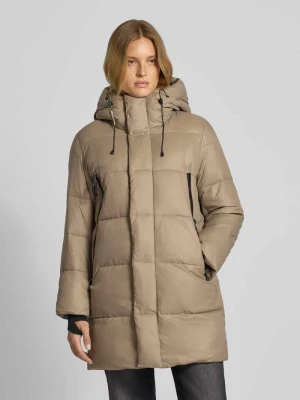 Płaszcz pikowany o kroju regular fit z wypełnieniem kaczym puchem WITHBLACK