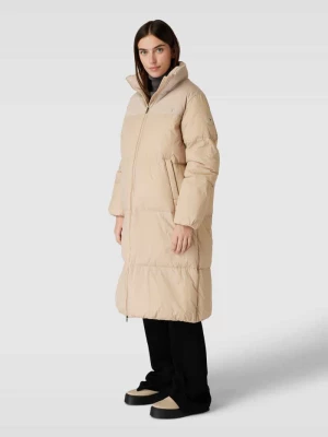 Płaszcz pikowany z aplikacją z logo model ‘NEW YORK PUFFER MAXI’ Tommy Hilfiger
