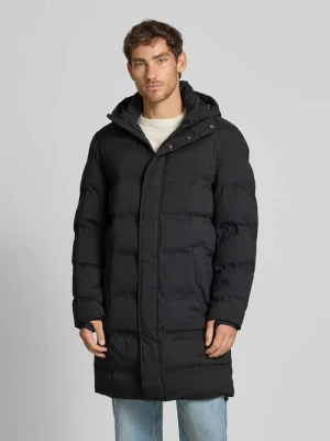 Płaszcz pikowany z kapturem i wpuszczanymi kieszeniami MCNEAL