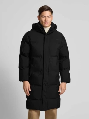 Płaszcz pikowany z kapturem model ‘Recycled padded coat’ lindbergh