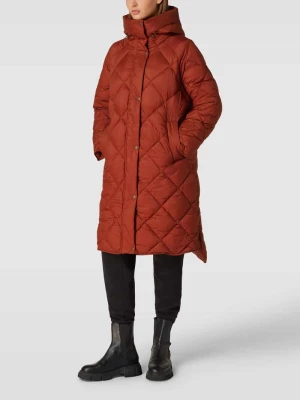 Płaszcz pikowany z kapturem model ‘SANDYFORD’ Barbour