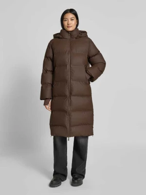 Płaszcz pikowany z kapturem model ‘Viviana’ NEO NOIR