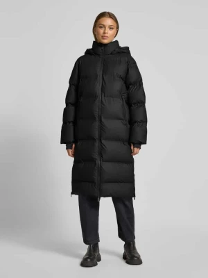 Płaszcz pikowany z kapturem model ‘Viviana’ NEO NOIR
