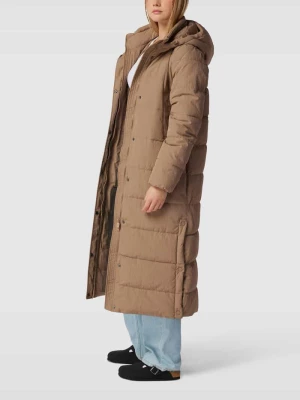 Płaszcz pikowany z kieszeniami z patką model ‘ONLCAMMIE’ Only