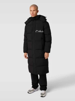 Płaszcz pikowany z nadrukiem z logo model ‘ESSENTIALS’ Calvin Klein Jeans