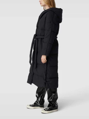 Płaszcz pikowany z paskiem w talii model ‘Puffer Mantel’ Esprit