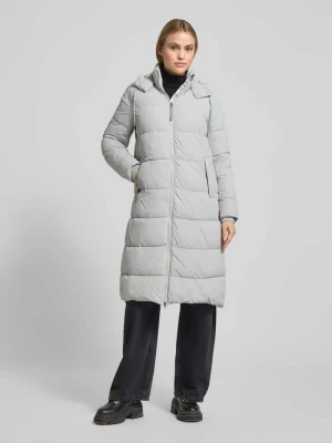 Płaszcz pikowany z wpuszczanymi kieszeniami camel active