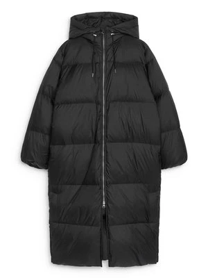 Płaszcz puchowy ARKET