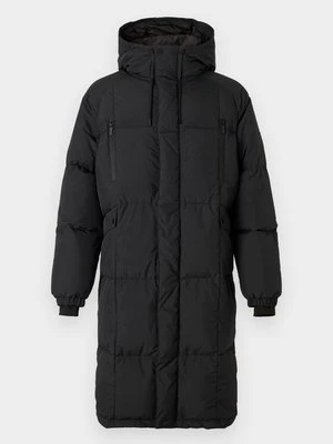 Płaszcz puchowy QUARTZ CO