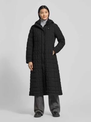 Płaszcz puchowy z kieszeniami zapinanymi na zamek błyskawiczny model ‘KALADA’ Blauer Usa