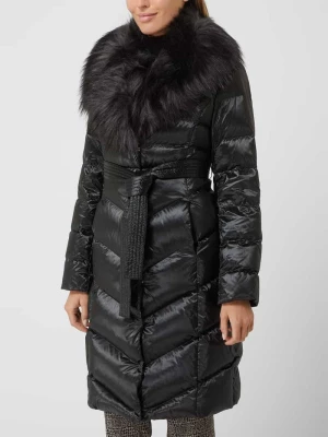 Płaszcz puchowy z odpinanym sztucznym futrem model ‘Irina’ Marciano Guess