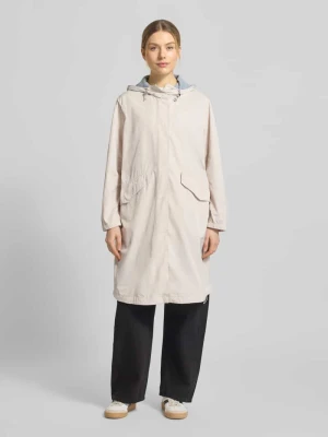 Płaszcz z kieszeniami z patką WHITE LABEL