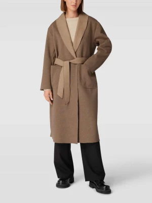 Płaszcz z tasiemką w talii model ‘Viwinona’ Vila