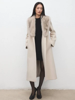 Płaszcz z wełny Manteco z kołnierzem z futerkiem jasny / pastelowy szary - Kobieta - - MANGO