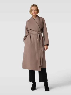 Płaszcz z wiązanym paskiem model ‘CARRIE ROSE’ Ivy Oak